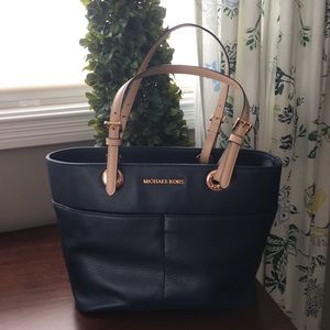 NWT Beautiful Navy Michael Kors Bag